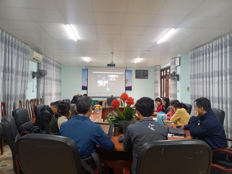 truong-ptlc-to-chuc-seminar-online-voi-to-chuc-giao-duc-khan-academy-tieng-viet